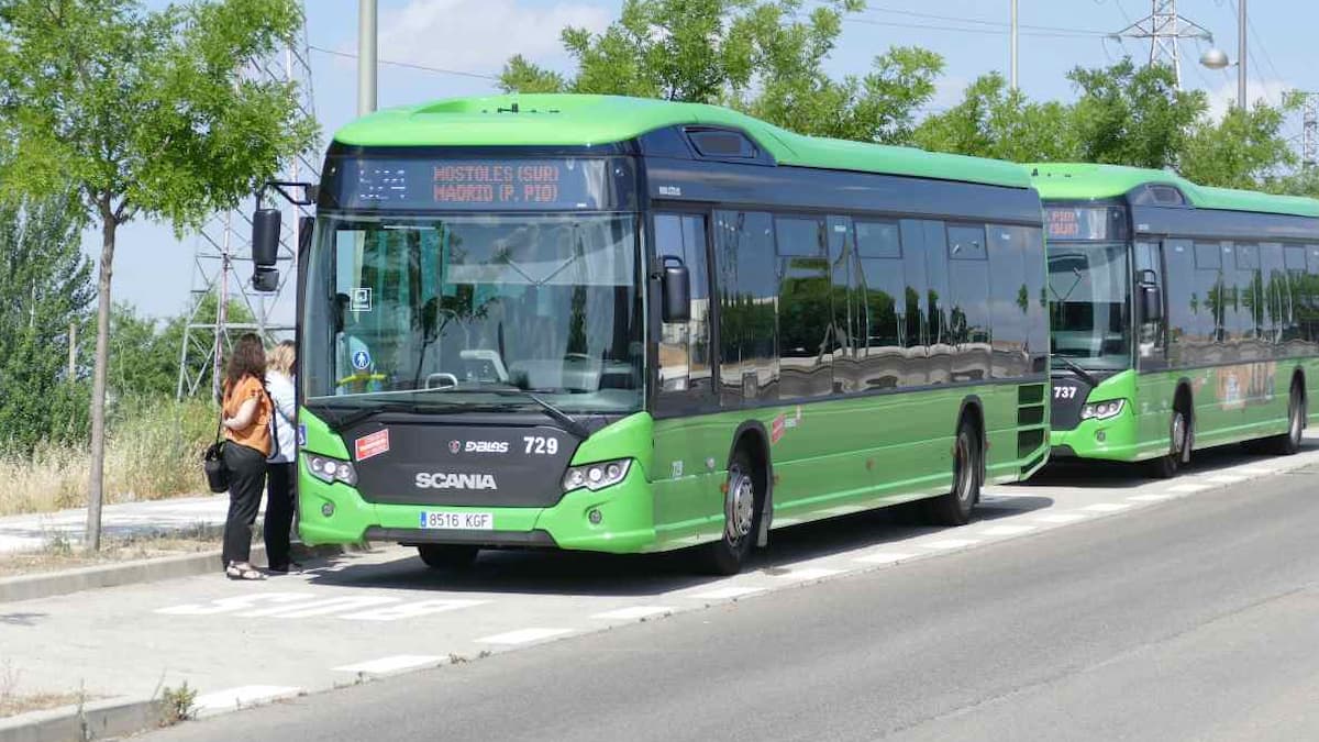 Refuerzan varias líneas de autobuses interurbanos para viajar a Madrid desde Móstoles