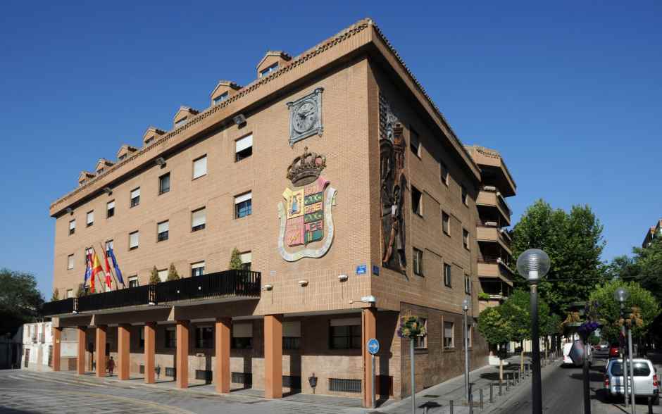 Una nueva propuesta para que los vecinos de Móstoles usen la R5 gratuitamente
