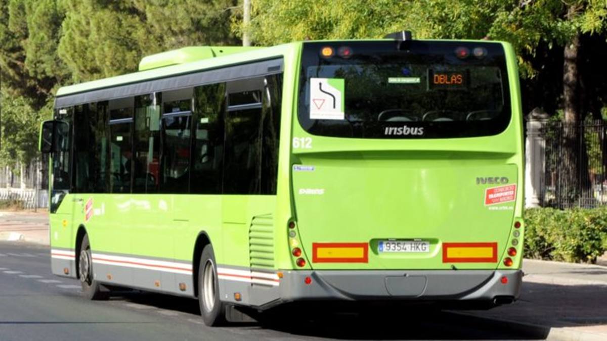 El PSOE de Móstoles denuncia las últimas medidas en el transporte público