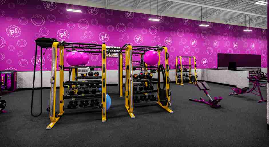 Los mostoleños ya tienen un nuevo lugar para entrenar con la apertura de Planet Fitness en Móstoles