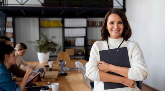 La guía ‘Crea tu Empresa’ una herramienta para los emprendedores de Móstoles