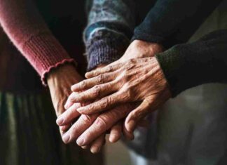 Móstoles quiere homenajear a sus habitantes centenarios