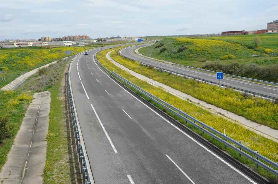 Una nueva propuesta para que los vecinos de Móstoles usen la R5 gratuitamente