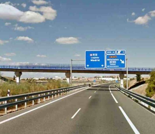 Polémica en Móstoles por la propuesta del alcalde de pagar con fondos municipales el uso de la R-5