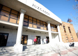 La Fiscalía pide 10 años de cárcel a un profesor evangélico en Móstoles por agresión sexual a menores