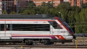 Transportes estima una fecha para iniciar las obras del tren que conectará Navalcarnero y Móstoles