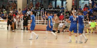 El FS Móstoles vuelve a ganar y lidera la Segunda División