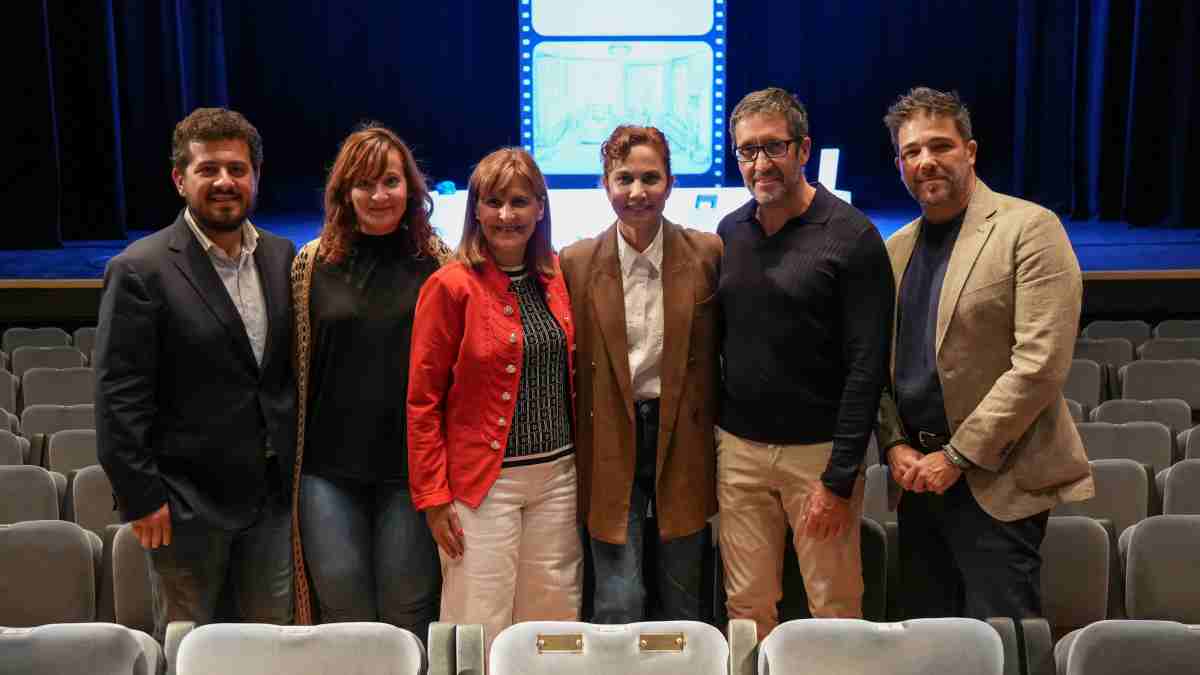 Se inaugura el Bosque de las Artes de Móstoles con la actriz Toni Acosta