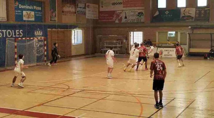 El Balonmano Móstoles se estrenó con una victoria en un fin de semana complejo para los equipos mostoleños