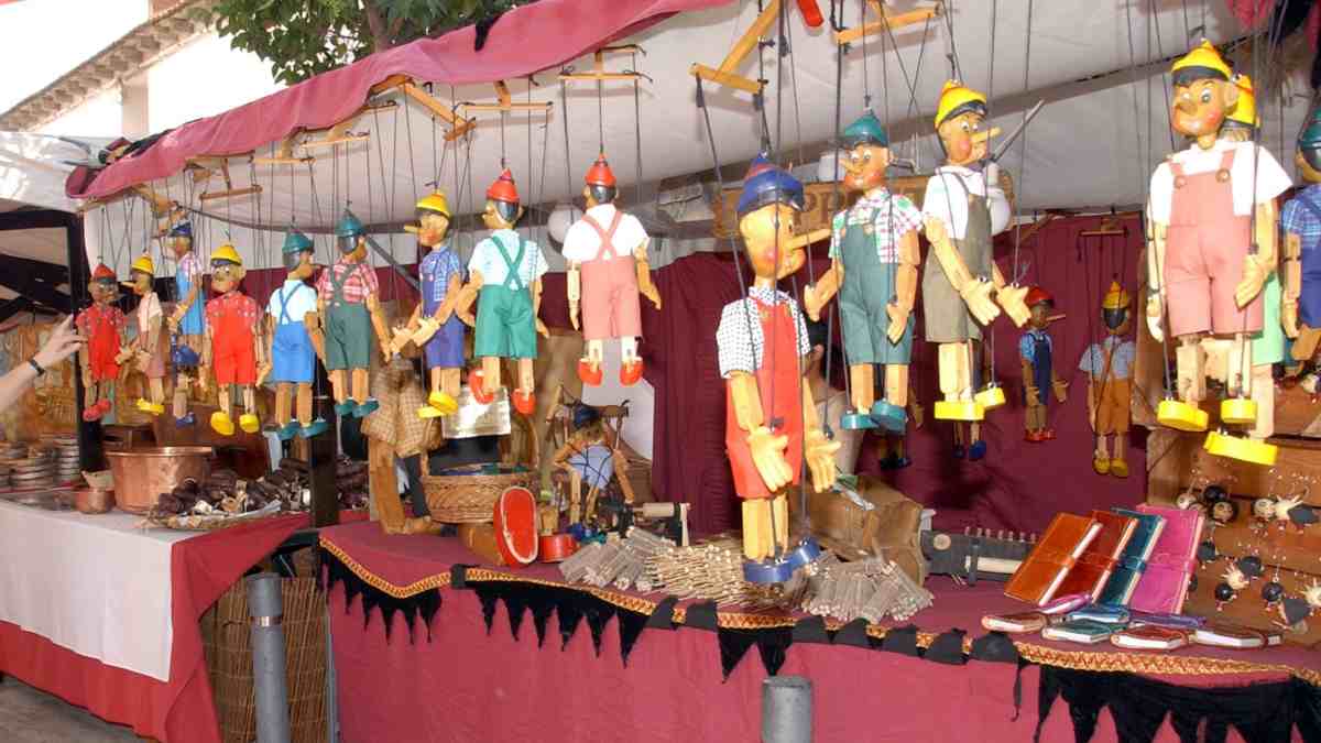 ¿Quién anda ahí? Móstoles: Mercado de artesanía