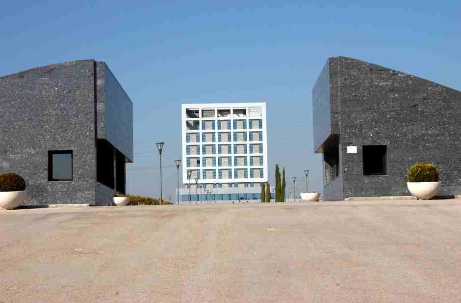 Los líderes del futuro empiezan a formarse en Móstoles con el primer Máster ‘Erasmus Mundus’ de la URJC