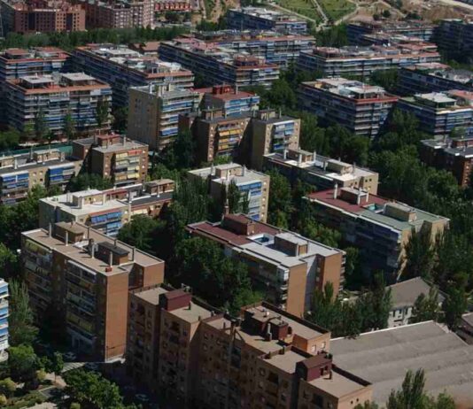 Más de 100 familias para cada vivienda de alquiler en Móstoles