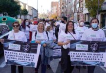 Móstoles camina frente a la espondiloartritis en octubre