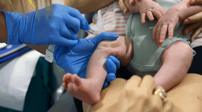 Arranca la campaña de vacunación contra la bronquiolitis en Móstoles Arranca la campaña de vacunación contra la bronquiolitis en Móstoles