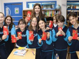 Los beneficios sociales de aprender idiomas en la infancia toman fuerza en la educación local