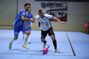 El FS Móstoles vuelve a ganar y se coloca como líder en solitario de Segunda División