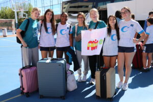 Los beneficios sociales de aprender idiomas en la infancia toman fuerza en la educación local