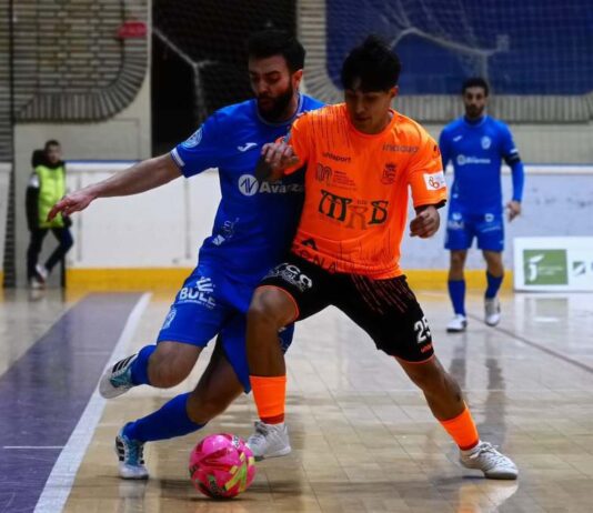 El FS Móstoles sufre un duro tropiezo en Jaén y pierde el liderato