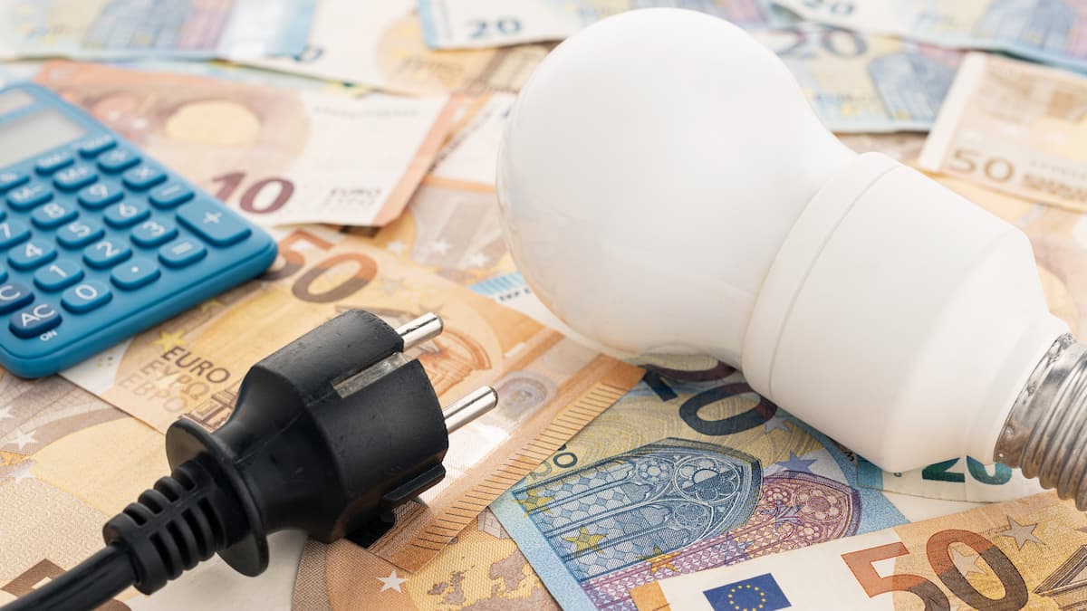 Nueva subida en el precio de la luz: así afectará a los vecinos de Móstoles