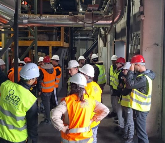 Jornadas técnicas en la central de Rebi en Móstoles para formar a nuevas generaciones