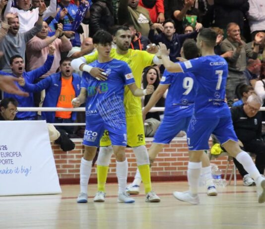 El FS Móstoles sigue líder de Segunda División tras empatar en el derbi madrileño