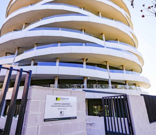 Abre en Móstoles un complejo con apartamentos intergeneracionales, centro de día y 200 plazas