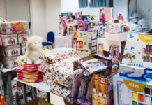 Alfredo Moral, el vecino de Móstoles que lleva casi 20 años repartiendo regalos a niños vulnerables: podcast mostoleshoy Ningún niño sin juguete