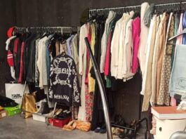 Llega a Móstoles una venta de garaje este domingo ropa, antigüedades, muebles de diseño y mucho más