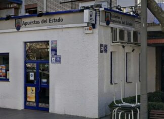 Una administración de Loterías de Móstoles reparte el segundo premio de la Bonoloto