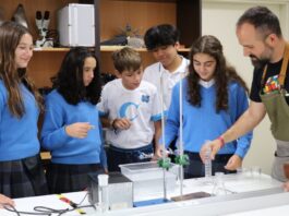 Las ventajas de una buena colaboración entre la familia y el colegio Las ventajas de una buena colaboración entre la familia y el colegio