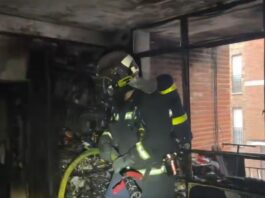 Un incendio en una vivienda de Móstoles deja a cinco personas atendidas