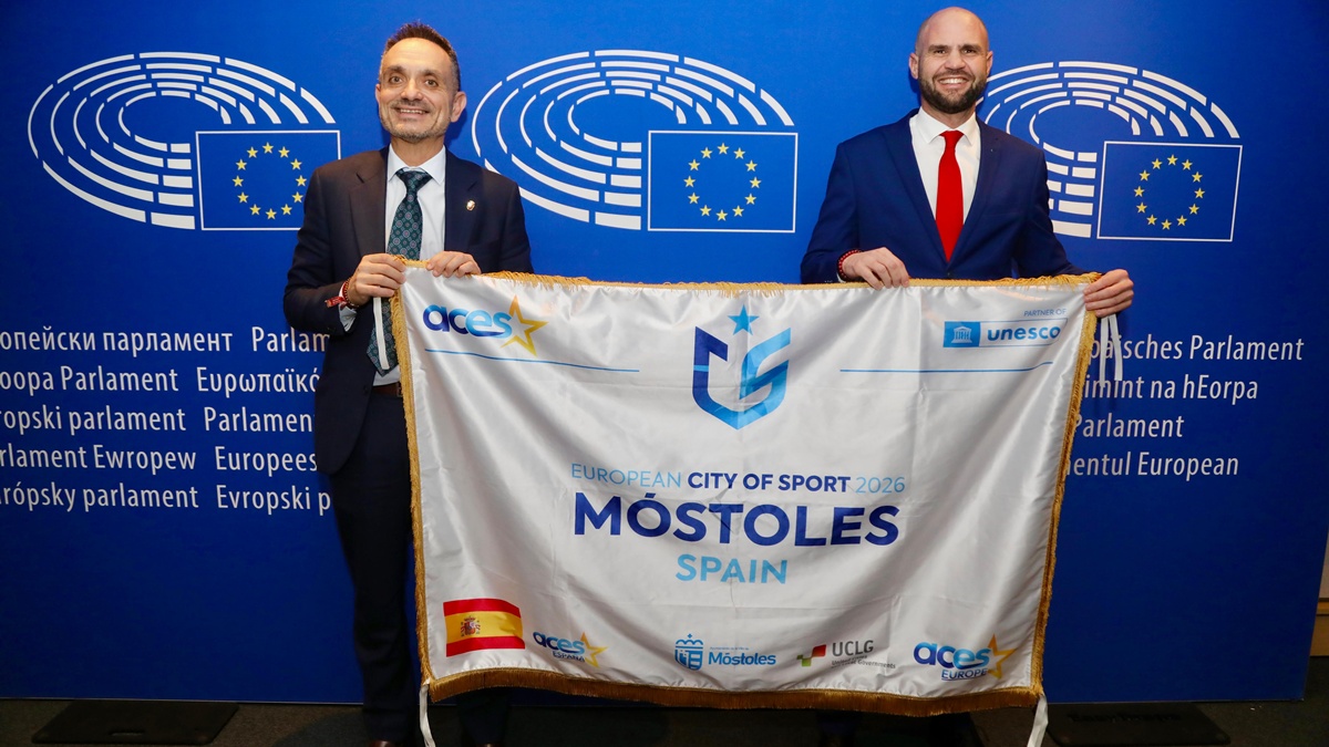 Móstoles recibe el título de Ciudad Europea del Deporte 2026 en Bruselas
