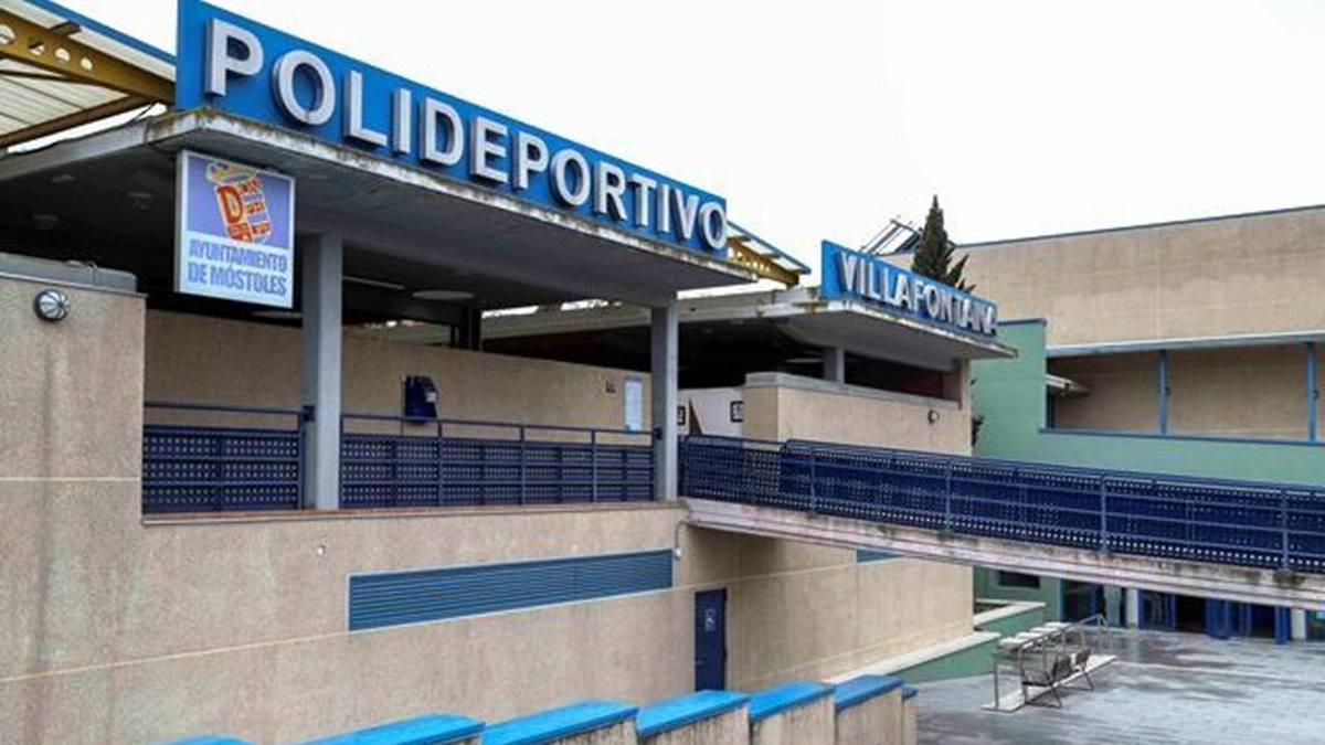 El PSOE de Móstoles denuncia la la situación del Polideportivo Municipal de Villafontana El PSOE de Móstoles denuncia la la situación del Polideportivo Municipal de Villafontana