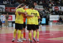 El FS Móstoles pierde en Zaragoza, pero acaba el año en puestos de playoffs de ascenso