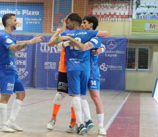 El FS Móstoles gana en un duelo directo por el ascenso a Segunda División El FS Móstoles gana en un duelo directo por el ascenso a Segunda División