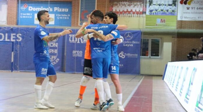 El FS Móstoles gana en un duelo directo por el ascenso a Segunda División El FS Móstoles gana en un duelo directo por el ascenso a Segunda División