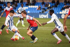 El FS Móstoles gana en un duelo directo por el ascenso a Segunda División