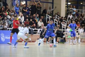 El FS Móstoles gana en un duelo directo por el ascenso a Segunda División