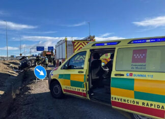 Una mujer de 24 años, herida tras dar varias vueltas de campana en un accidente en la A-5 en Móstoles