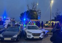 Fuerte despliegue de emergencias tras un accidente de tráfico en la Avenida de Portugal en Móstoles