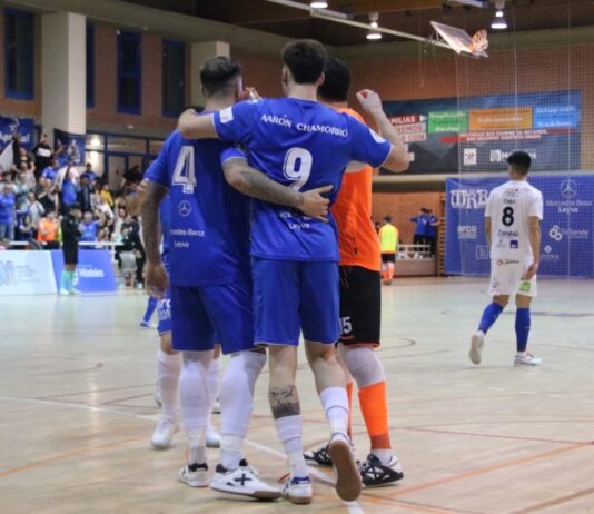 El FS Móstoles se agarra a los playoffs y el CD Móstoles sueña con el ascenso directo