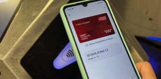 Los vecinos de Móstoles ya pueden activar el abono transporte en el móvil para Metro, Cercanías y buses