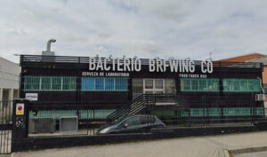 La mejor cerveza artesana se bebe en Móstoles: la cervecería que entra en el Top-15 de todo Madrid