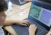 Día de Internet Segura: la brecha que preocupa a padres y educadores no es tecnológica, es emocional