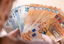 ¿Cuánto dinero gana un vecino de Móstoles? La renta de la ciudad se queda por debajo de la media nacional