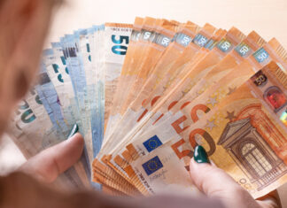 ¿Cuánto dinero gana un vecino de Móstoles? La renta de la ciudad se queda por debajo de la media nacional