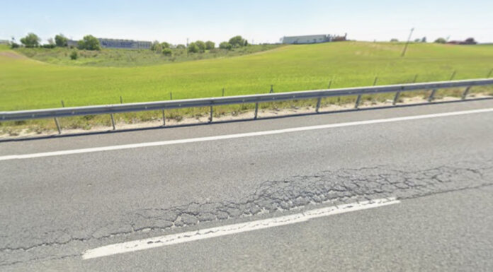 La DGT alerta del mal estado en la vía de la A-5 a la altura de Móstoles y pide extremar la precaución La DGT alerta del mal estado en la vía de la A-5 a la altura de Móstoles y pide extremar la precaución