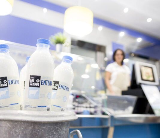 La granja de leche más grande de Madrid está en Móstoles: 1,5 millones de litros para toda España La granja de leche más grande de Madrid está en Móstoles: 1,5 millones de litros para toda España