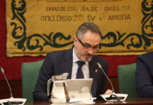 Cara a cara en Móstoles: Bautista rechaza dimitir frente a una oposición que pide en bloque su salida