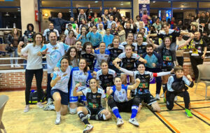 El FS Móstoles golea al filial del FC Barcelona y sueña con el ascenso directo